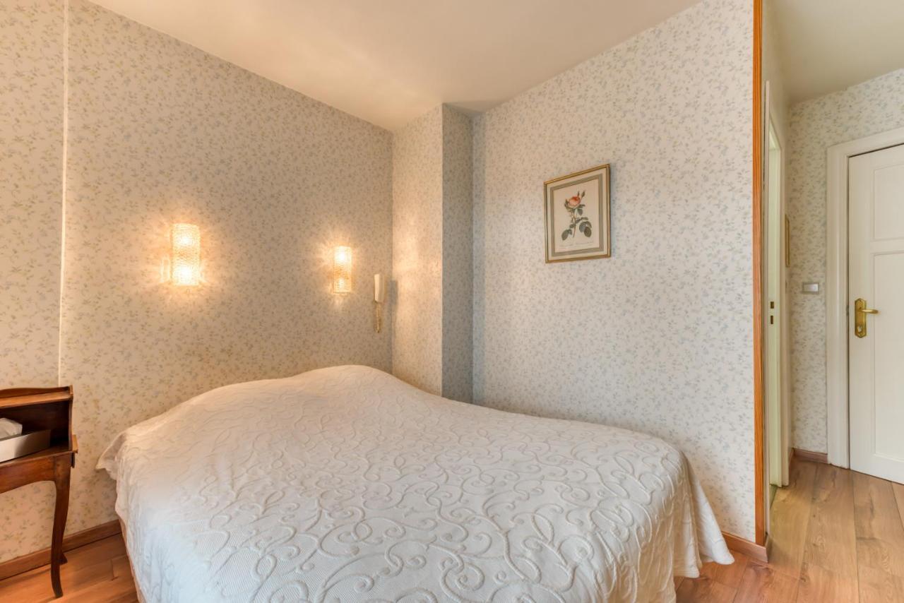 Hotel Le Cor De Chasse Saint-Hubert Exterior foto